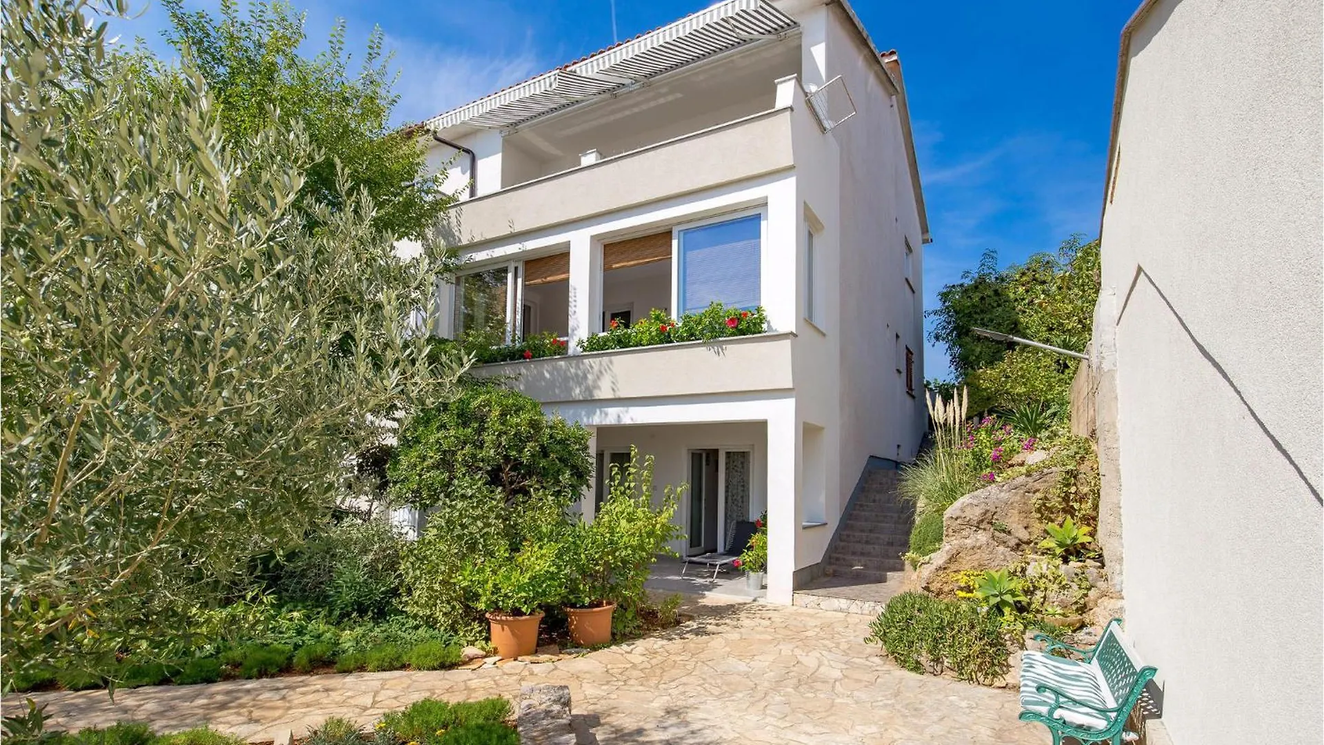 קרק 2 Bedroom Stunning Apartment In Krk